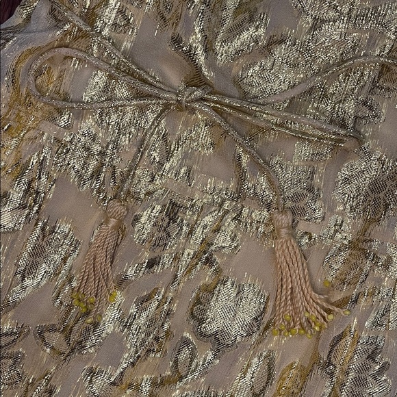 NWT Saylor Alexi Halter tie neck Gold Shiny Gown dress Medium - Picture 8 of 16